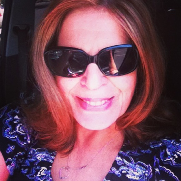 Meet your Posher, Jo - Picture 1 of 1